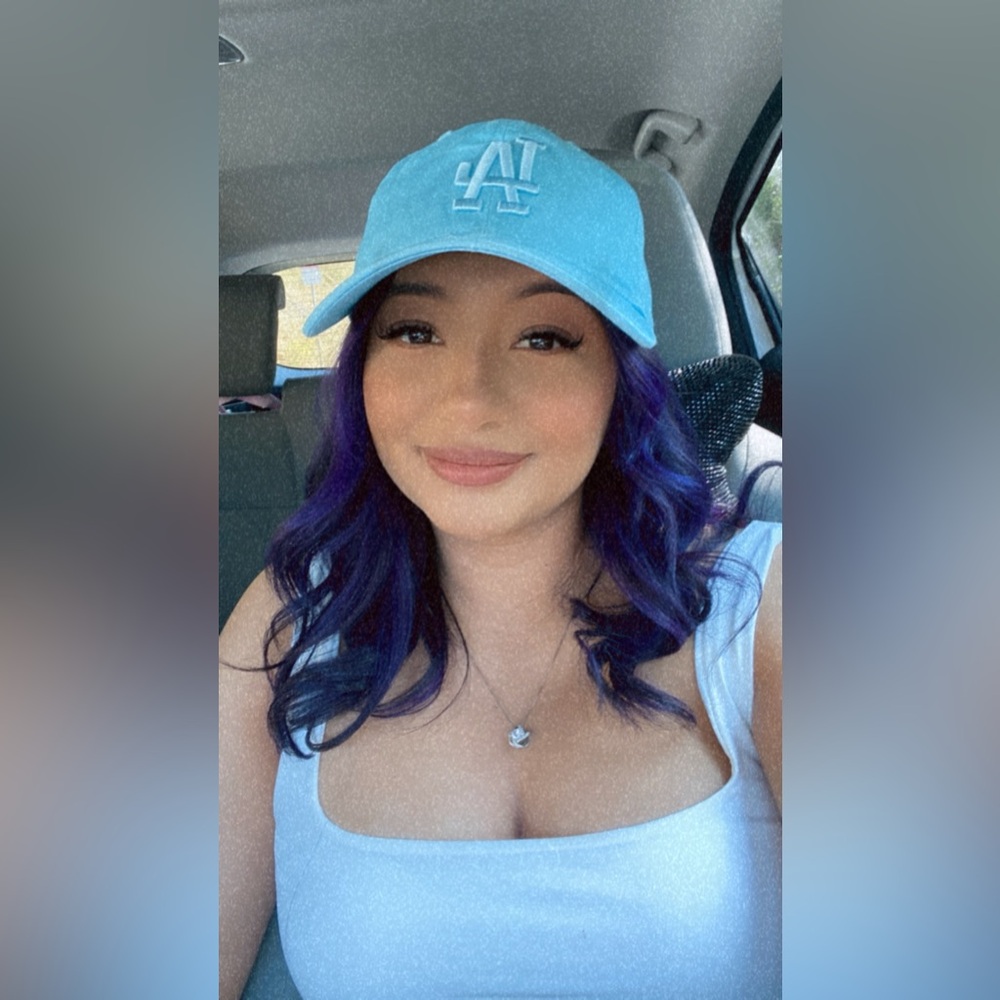 Meet your Posher, Vanessa